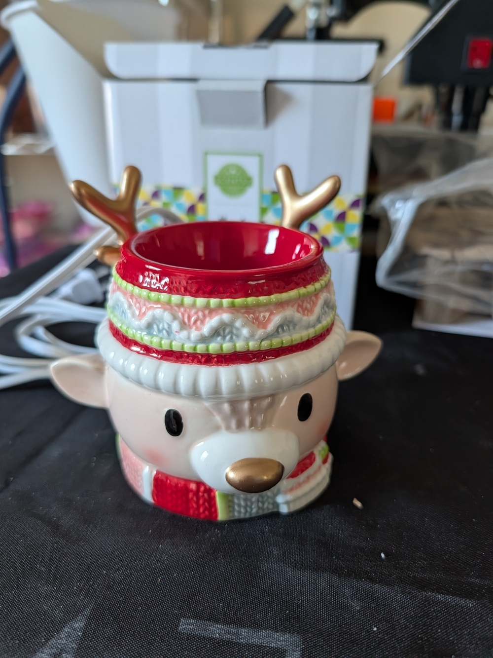 Scentsy Retro Reindeer Wax Warmer